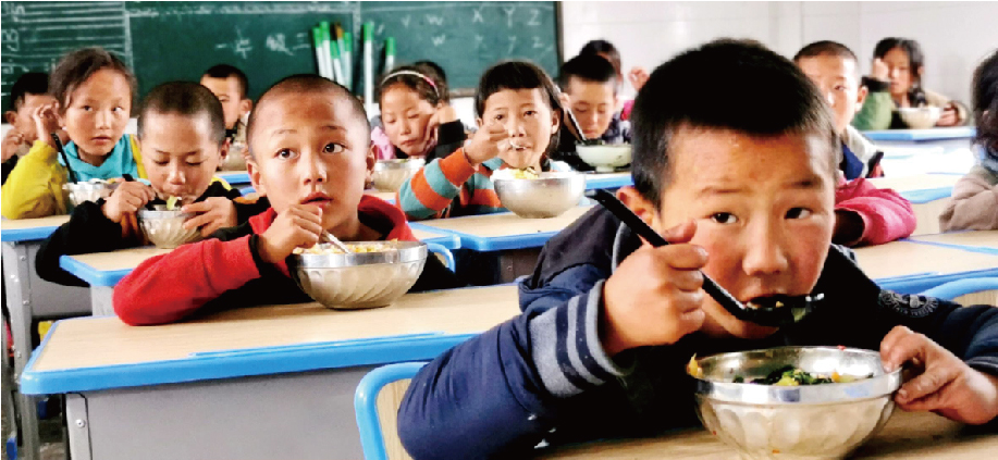 成都企业扎根基层“助农帮销” (2).png